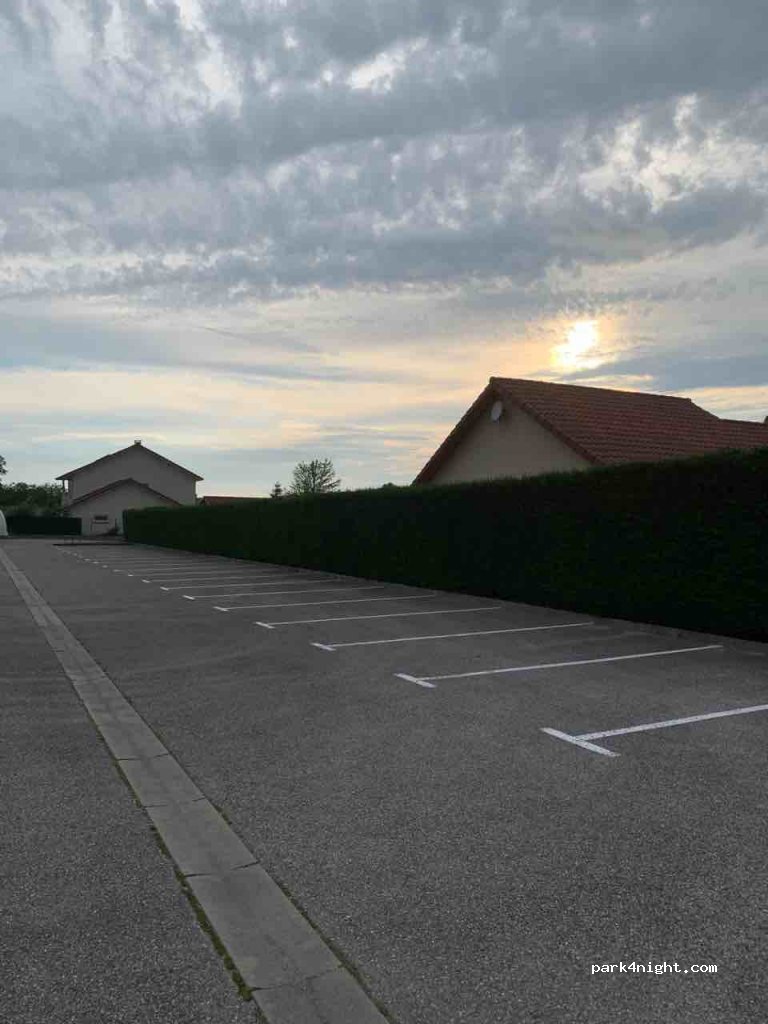 (38590) Saint-Étienne-de-Saint-Geoirs - Clos Bouyoud — foto 2