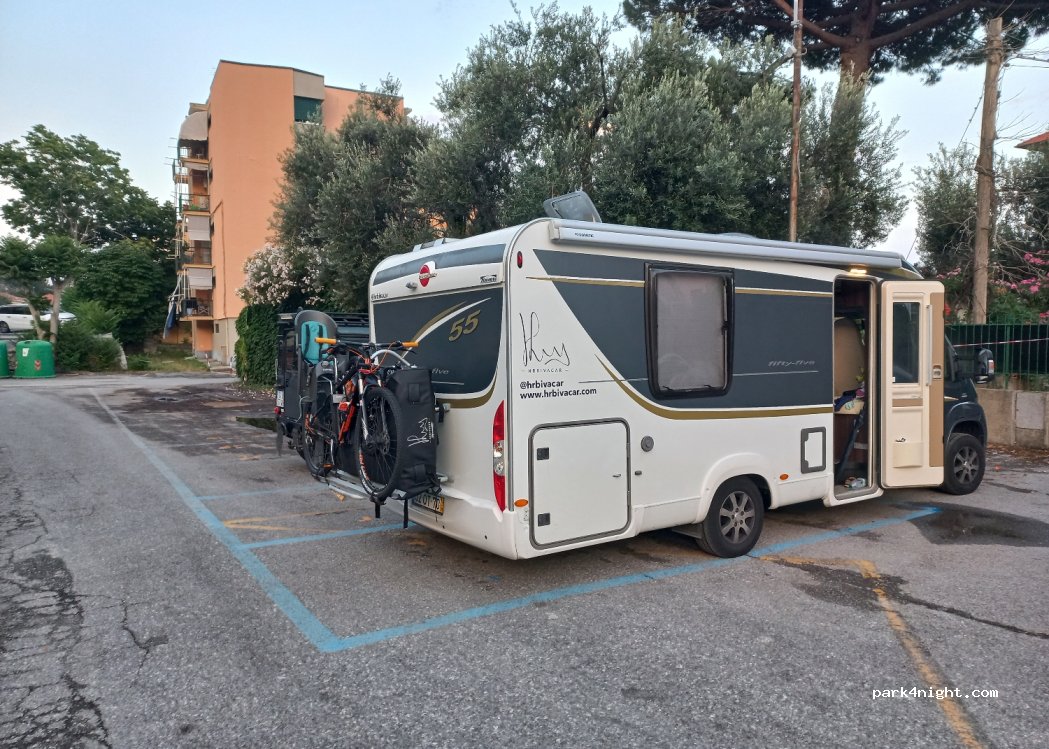 (17024) Varigotti - 71 Strada degli Ulivi — foto