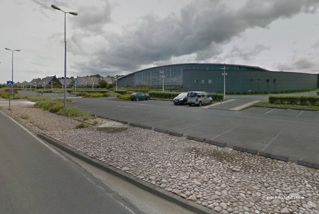 (50120) Équeurdreville-Hainneville - 1-3 Rue du Général de Gaulle — foto