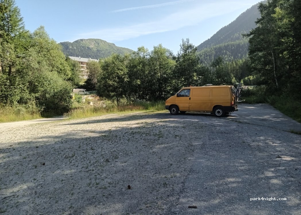 (74400) Chamonix-Mont-Blanc - 169 Chemin sous la Grand — foto 2