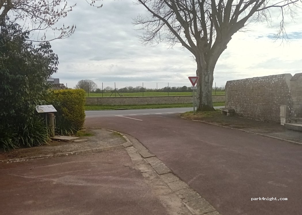 (14710) Vierville-sur-Mer - 1 Route Départementale National — foto