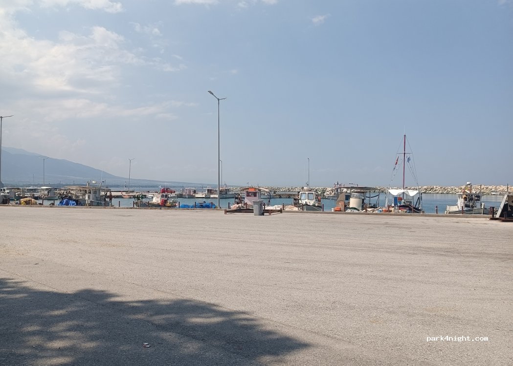 (600 65) Platamonas - 76 Odos Karamanli — foto 4