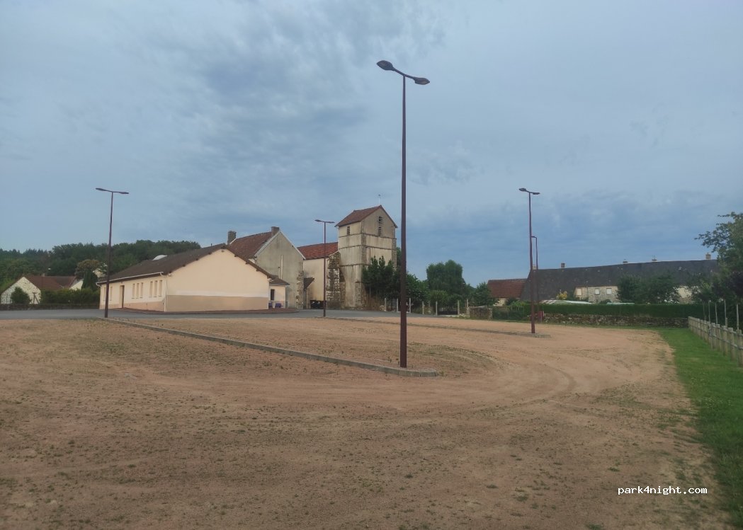 (23000) Saint-Léger-le-Guérétois - 11 Route de la Brionne — foto