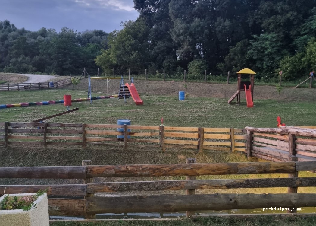 () Đakovo - — foto 2