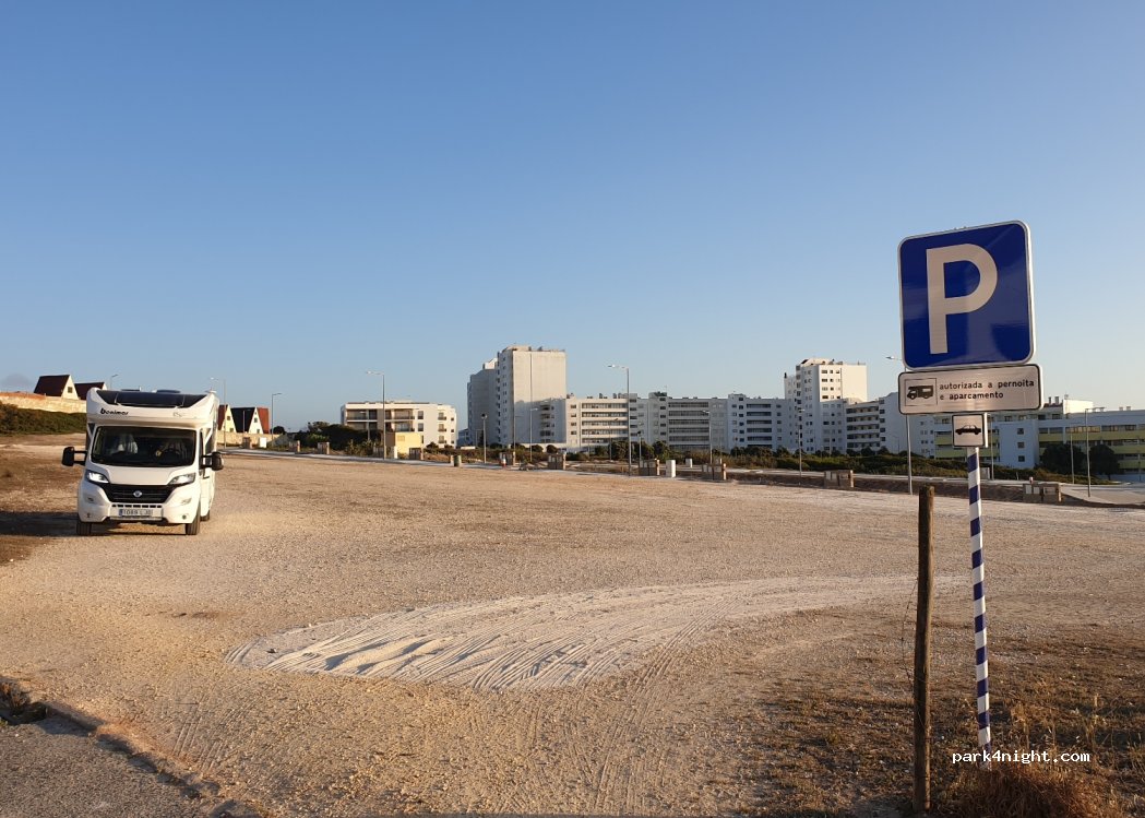 (2560) A dos Cunhados - 84 Rua do Navio — foto