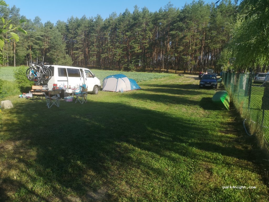 Przystań kajakowa Kotwica — foto