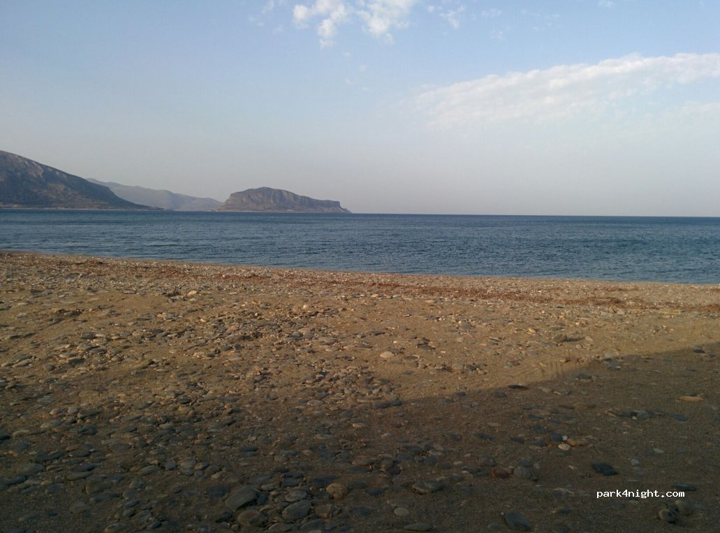 (230 70) Monemvasia - Unnamed Road — foto