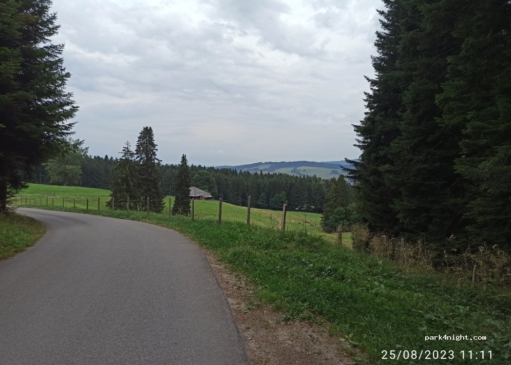 (1628) Vuadens - 46 Route des Artisans — foto