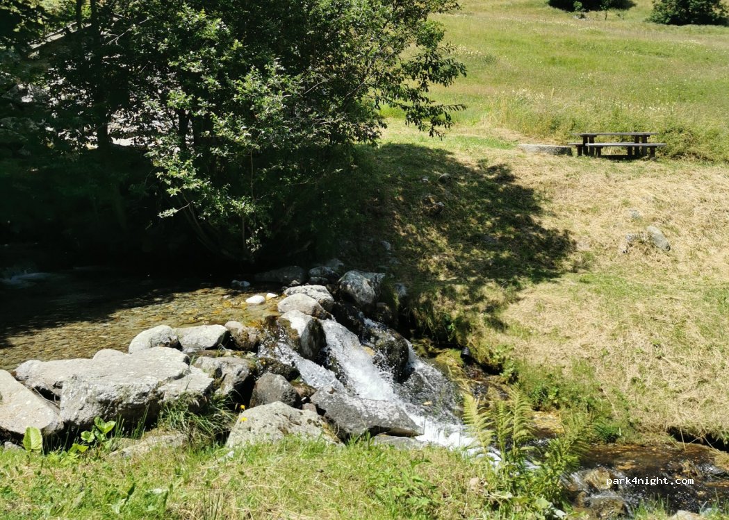 (73260) La Léchère - 104 Chemin du Pachu — foto