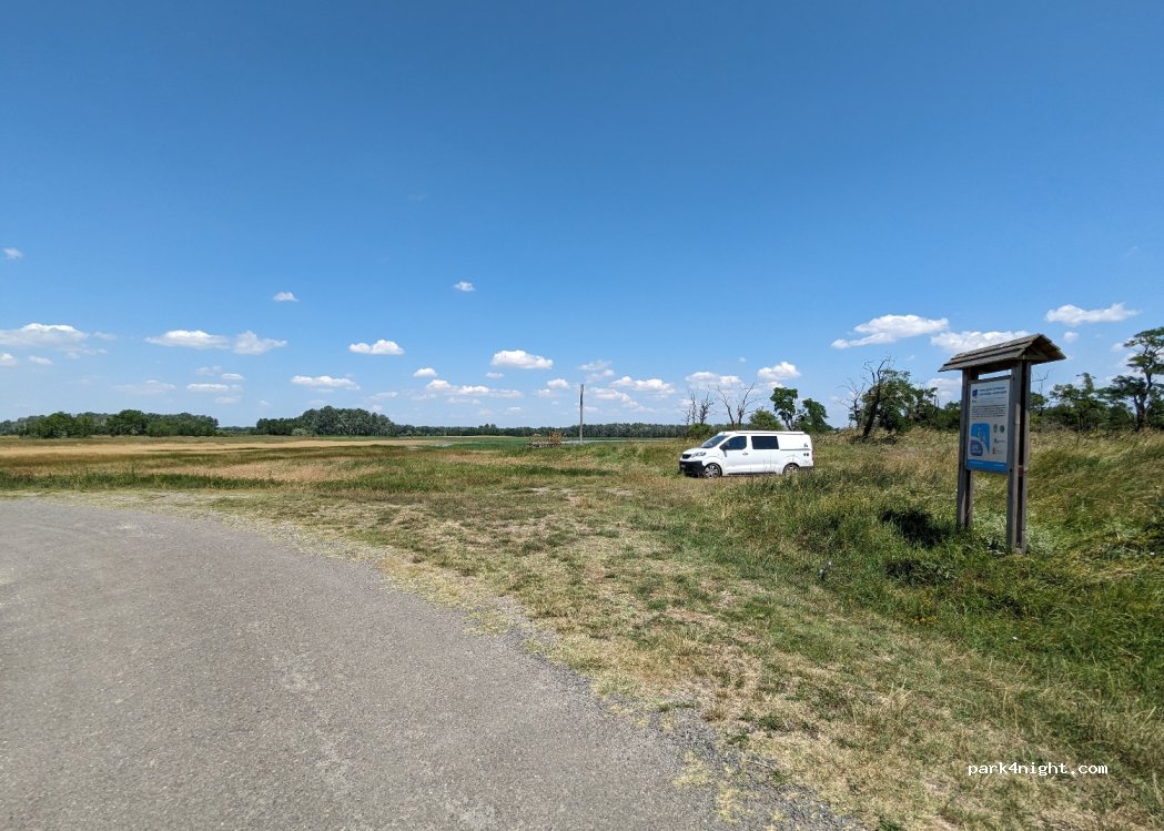 (6325) Dunatetétlen - — foto