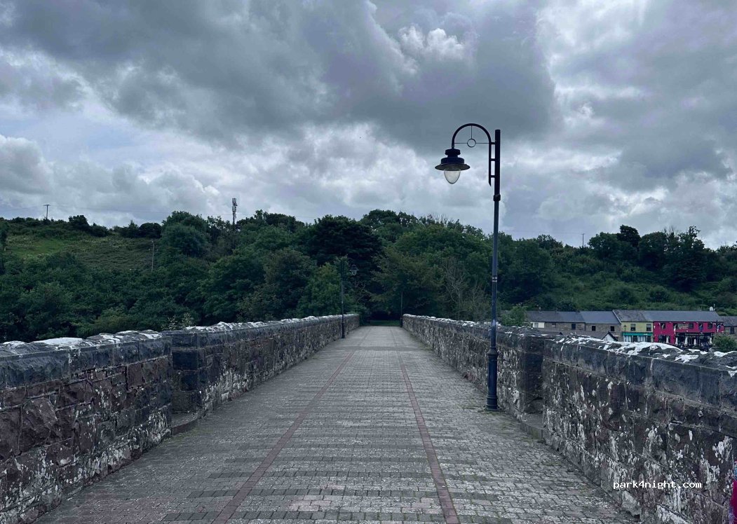 (F28 YX89) Newport - Castlebar Street — foto
