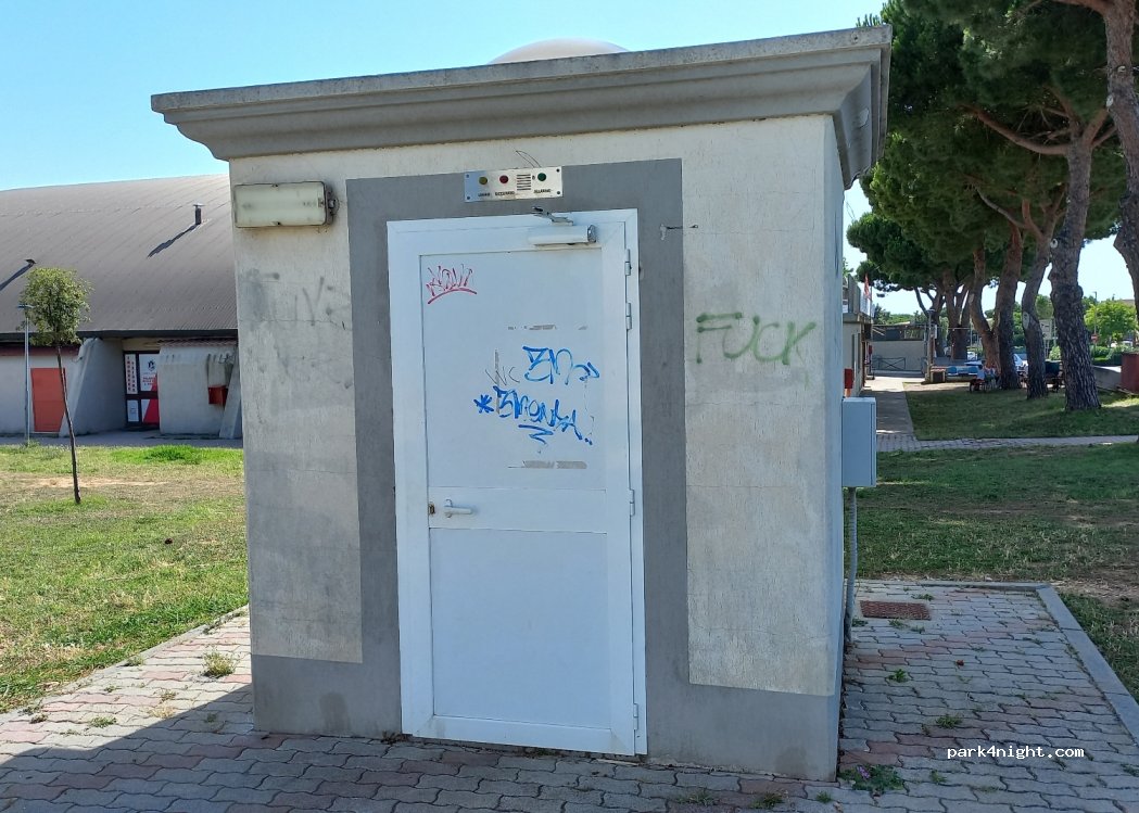 (57027) San Vincenzo - 13 Via F. Confalonier — foto