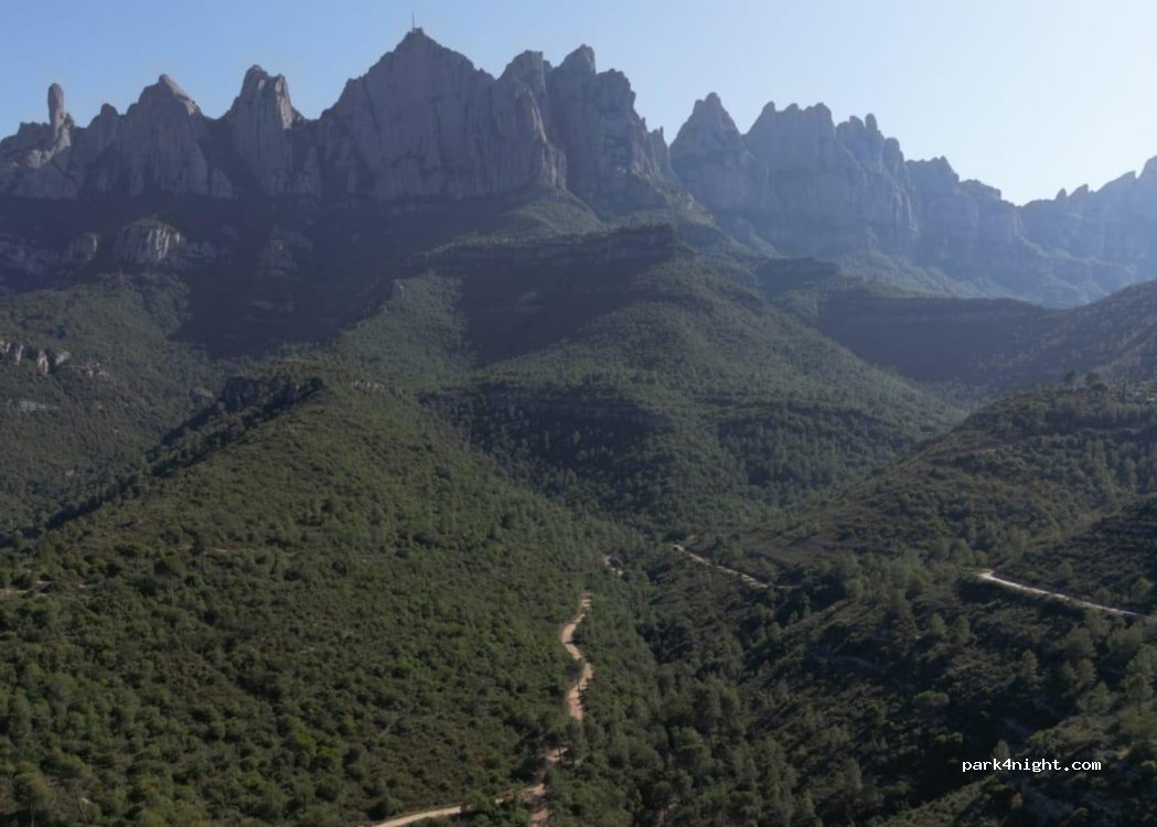 (08691) Monistrol de Montserrat - Unnamed Road — foto