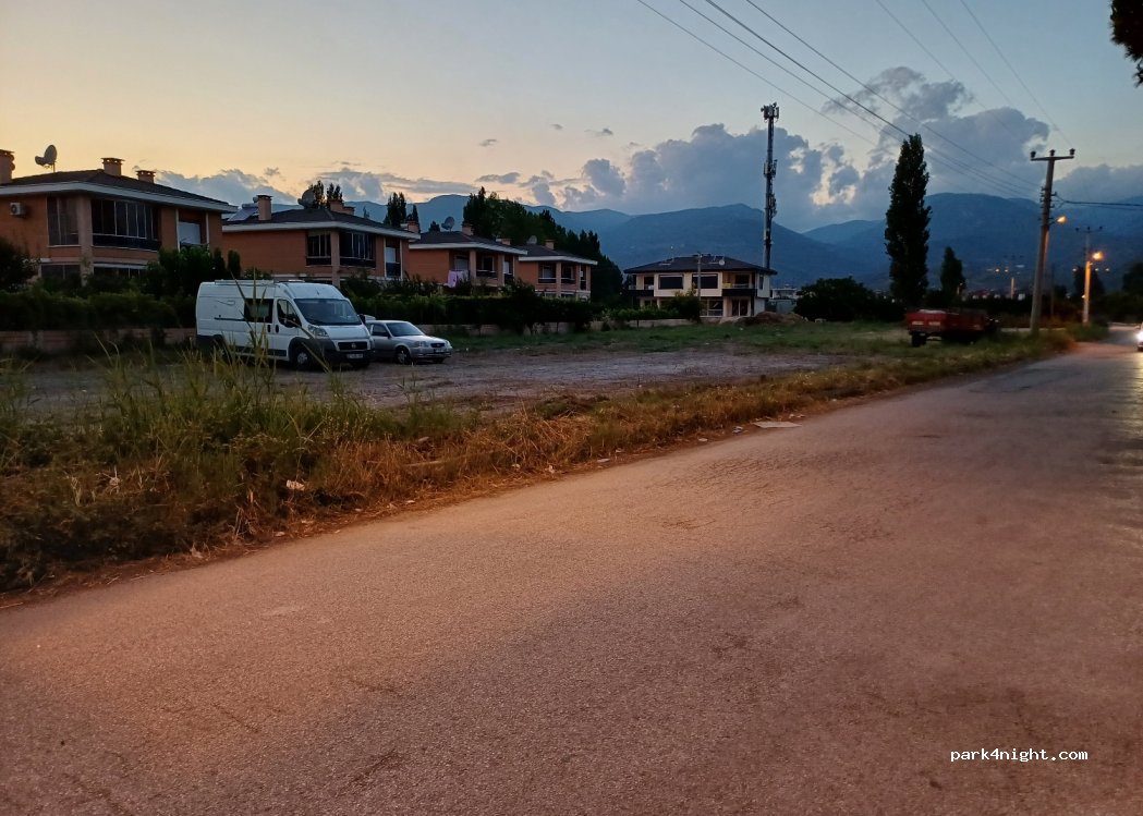 (10870) Edremit - Unnamed Road — foto 2