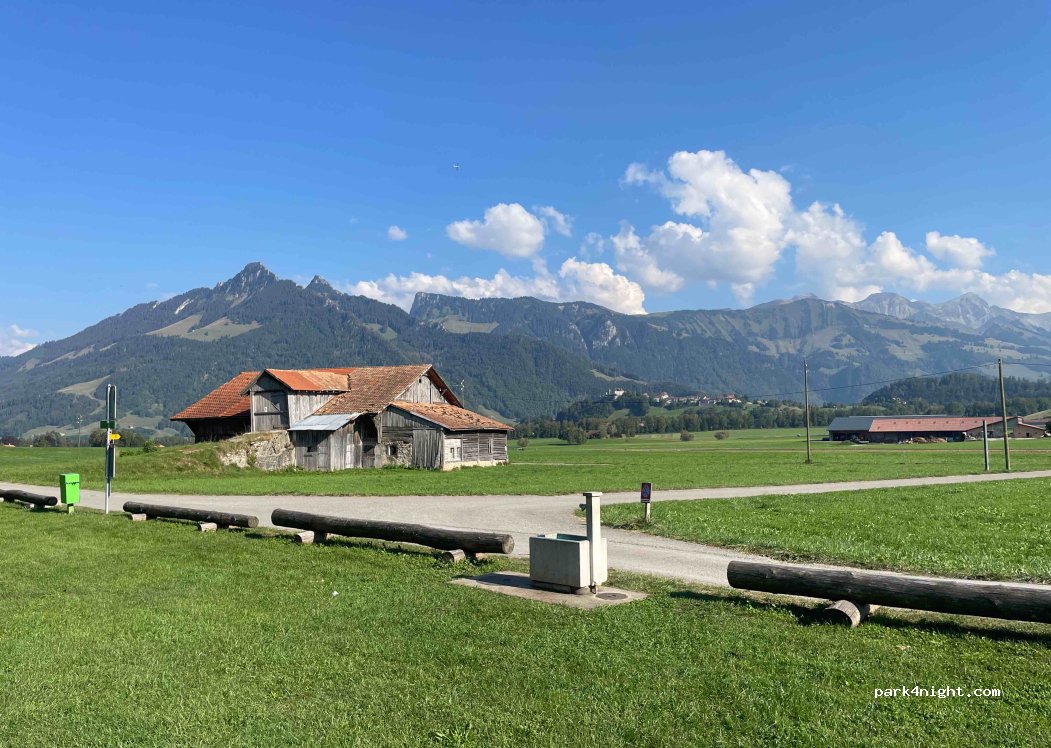 (1661) Le Pâquier - 17 Route de Gruyères — foto 2