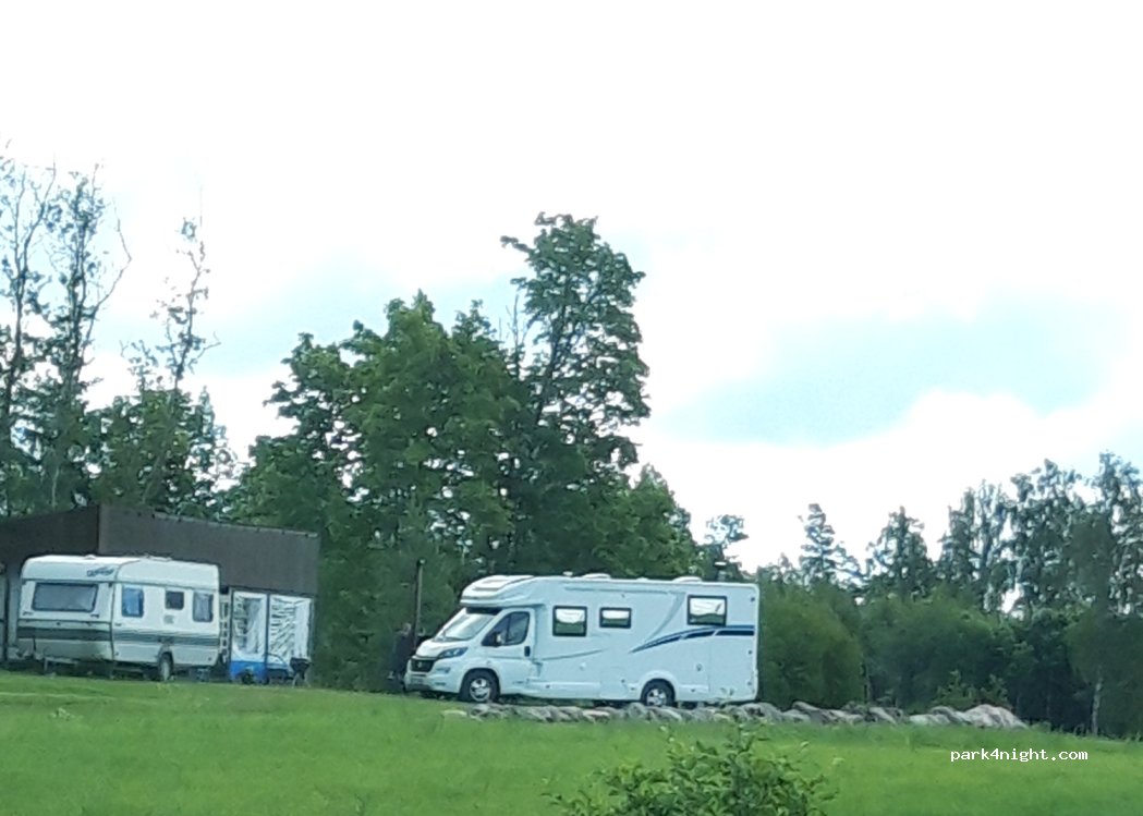 Rossu Caravanpark — foto