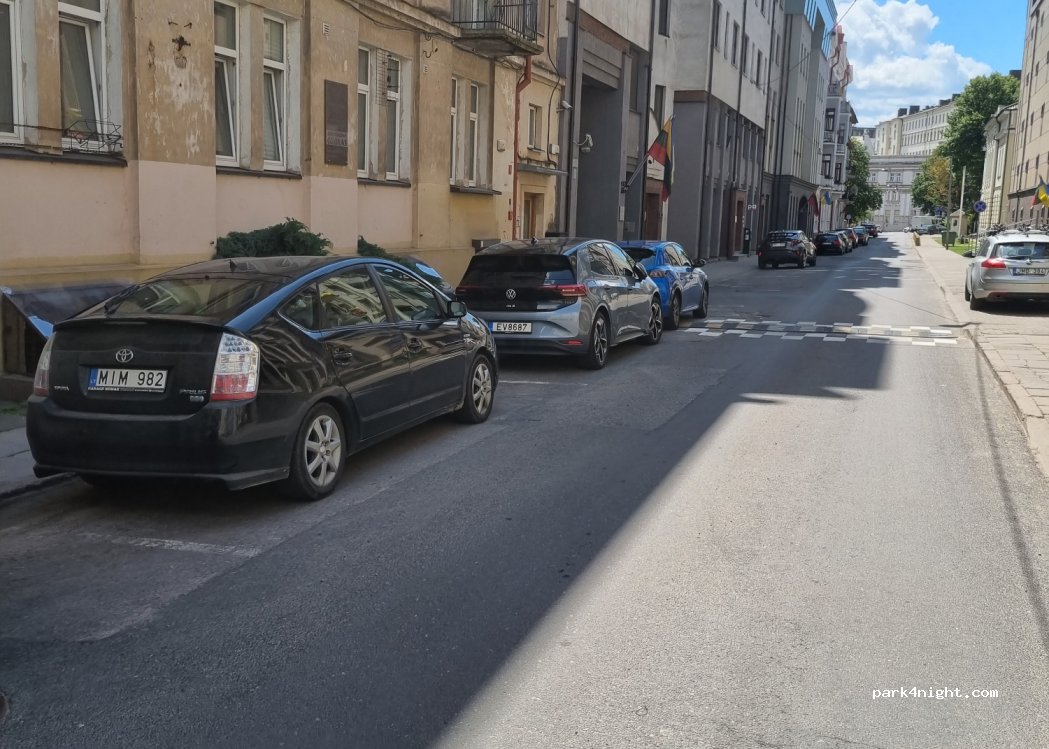 (03107) Vilnius - 10 Teatro gatvė — foto