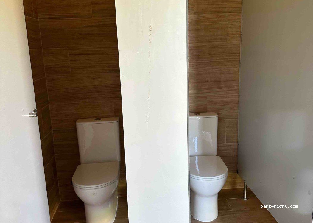 Área de autocaravanas Comillas-Ruiloba cogiendo aire — foto 4