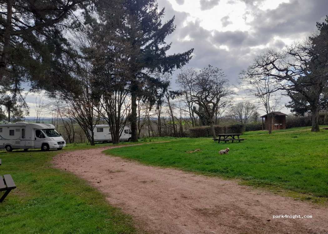 (03220) Saint-Léon - Champ Bour — foto 4
