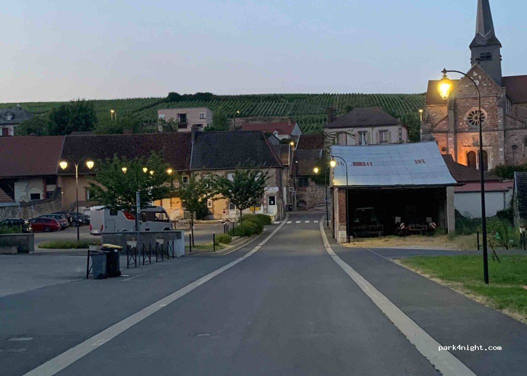 (51270) Étoges - 8 Gr Grande Rue — foto