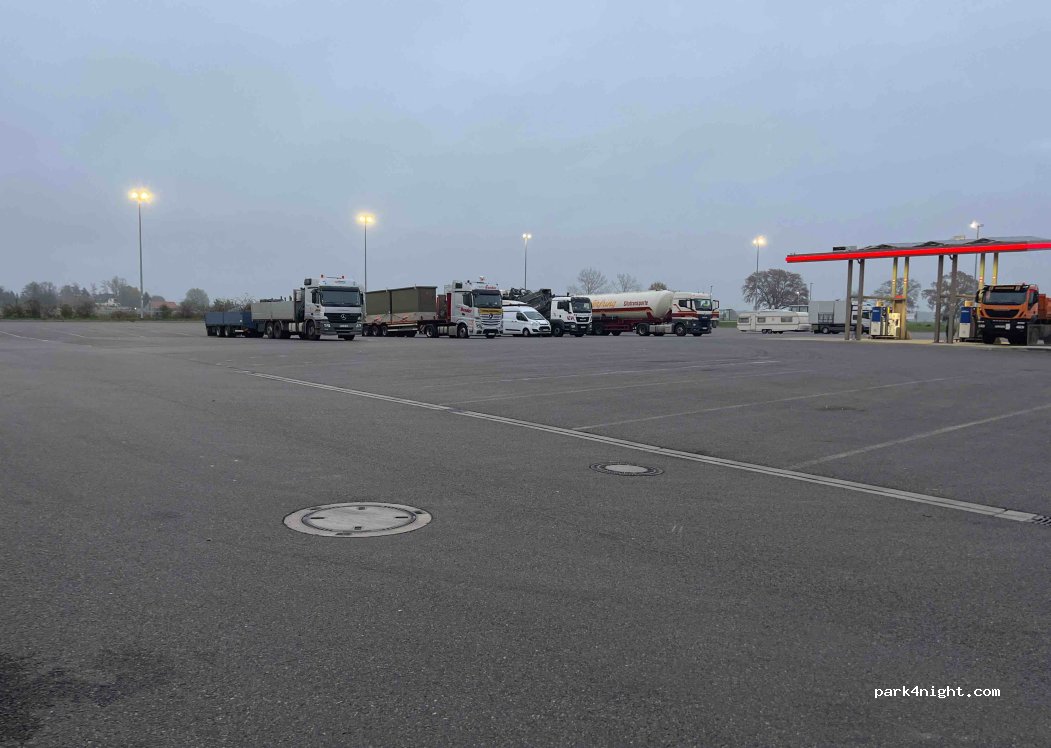 (16816) Neuruppin - 18A Bechliner Chaussee — foto 2