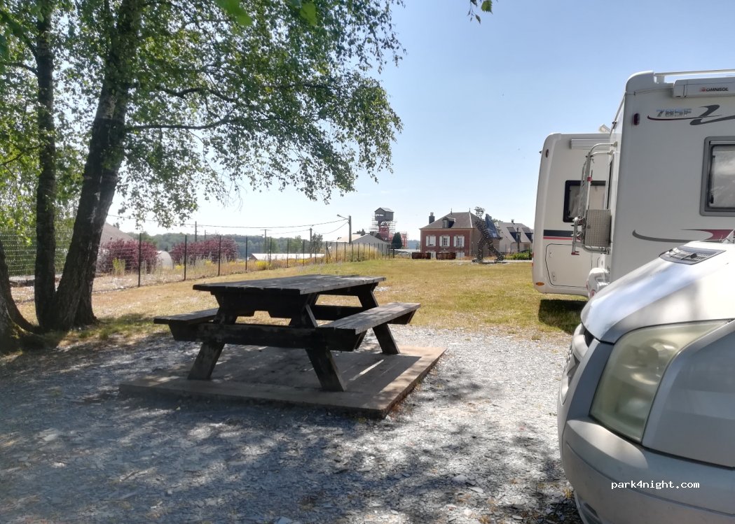 (08150) Rimogne - 114 Rue Jean Baptiste Clément — foto