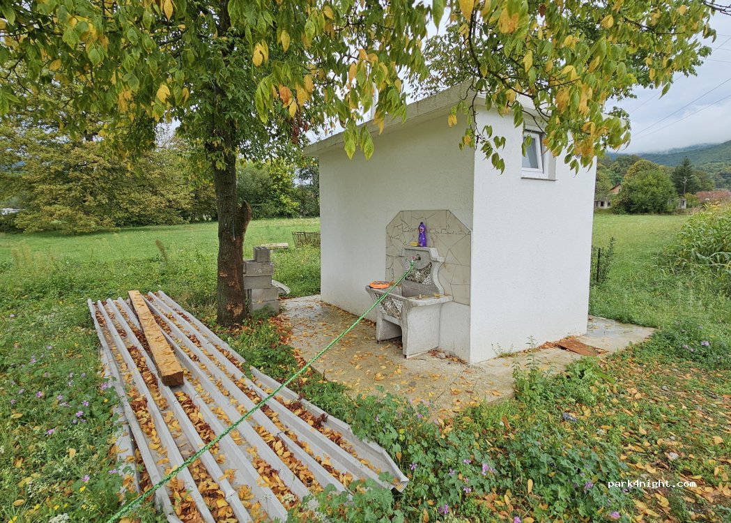 (79285) Sanica - Unnamed Road — foto 3