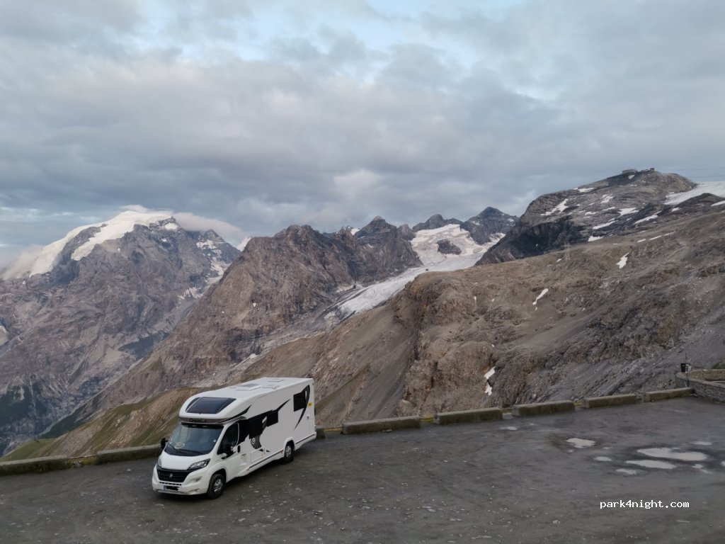 (39029) Stilfserjoch - 6 Strada del Passo dello Stelvio — foto