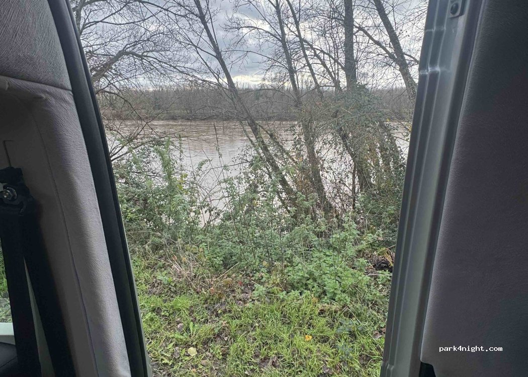 (33410) Cadillac-sur-Garonne - — foto 2
