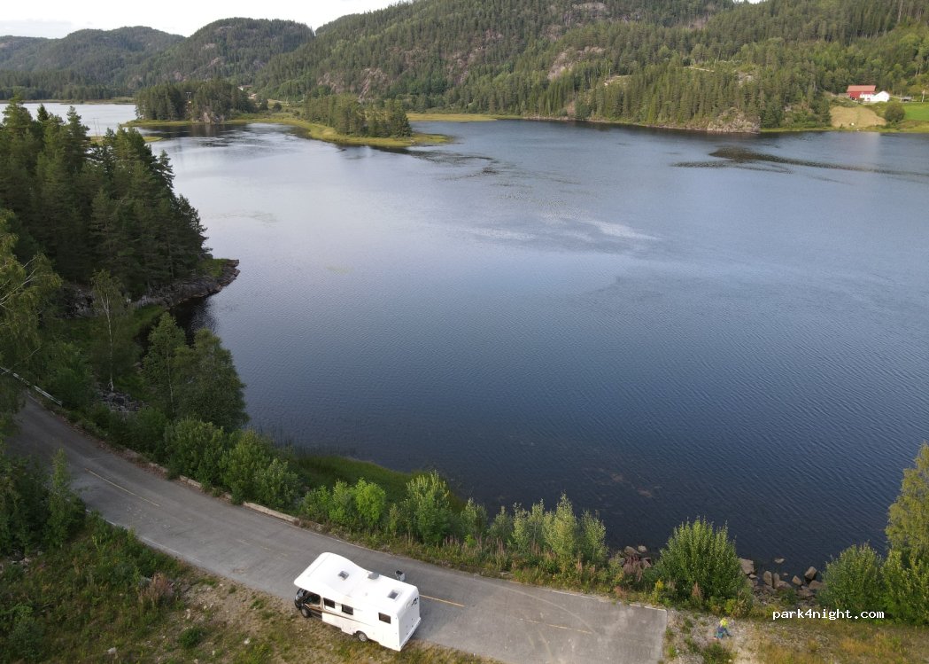 (4536) Bjelland - 3455 Marnarveien — foto