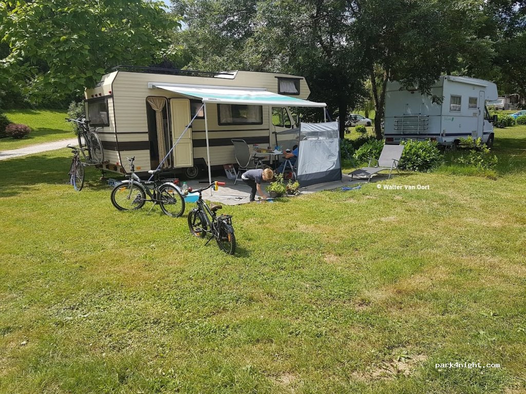 Camping Onlycamp - Lac de Roybon — foto