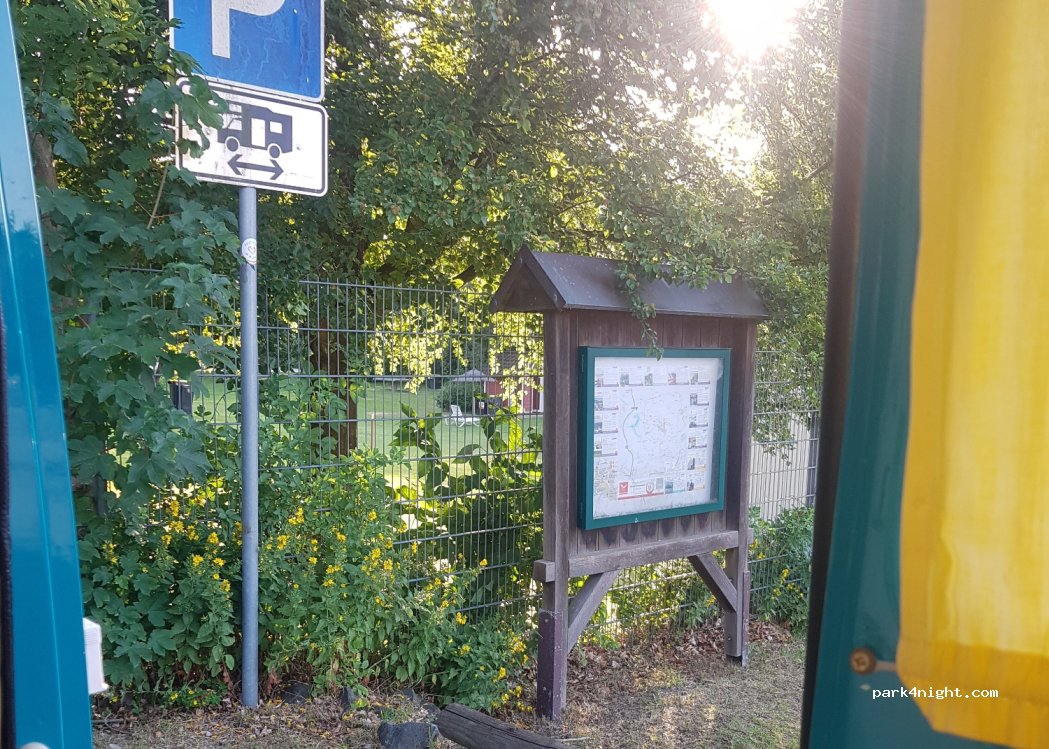 Wohnmobilstellplatz Freibad Herscheid — foto 4
