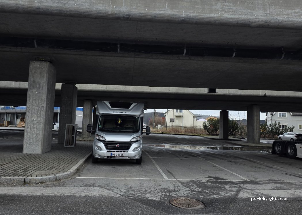 (1711) Sarpsborg - 32 Klokkergårdveien — foto 2