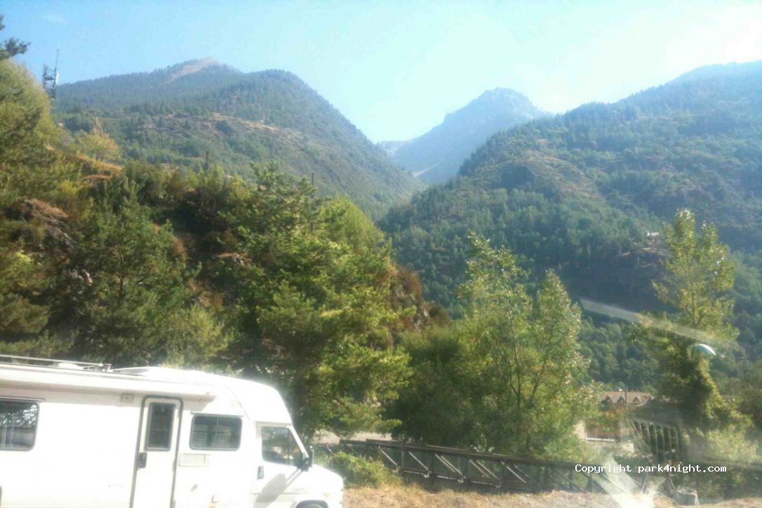 (06660) Saint-Étienne-de-Tinée - 3 Chemin de l'Ardon — foto