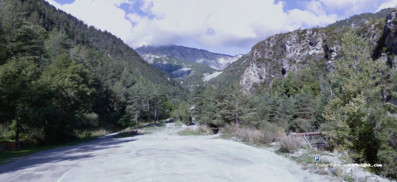(06660) Saint-Étienne-de-Tinée - 3 Chemin de l'Ardon — foto 2