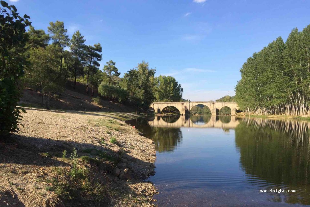 Parque de campismo e caravanismo do Rabaçal — foto
