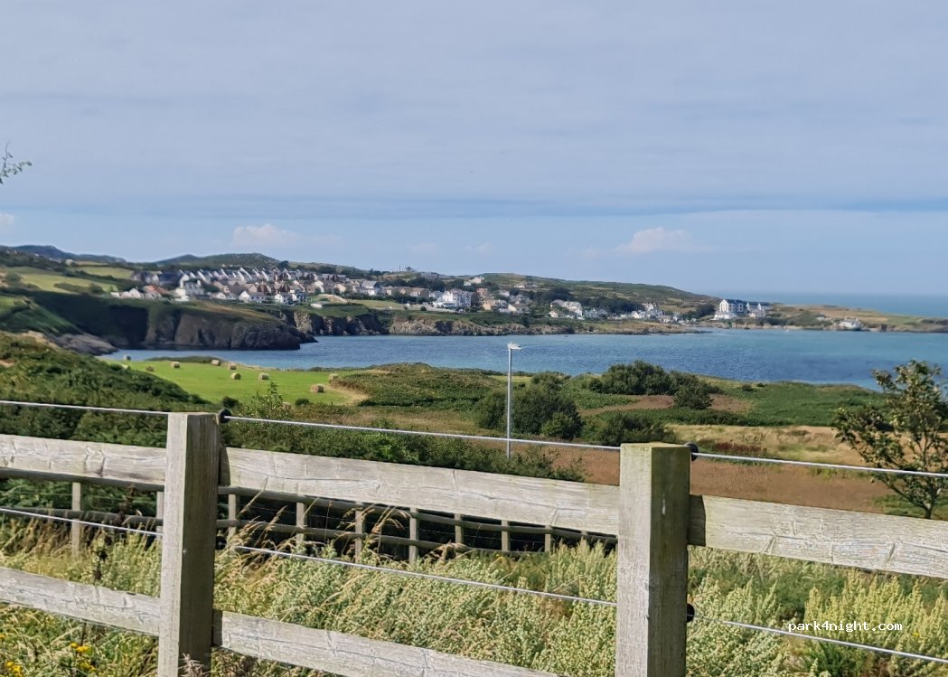 (LL68 9DU) Amlwch - 7 Ystad Gwylfa — foto 4