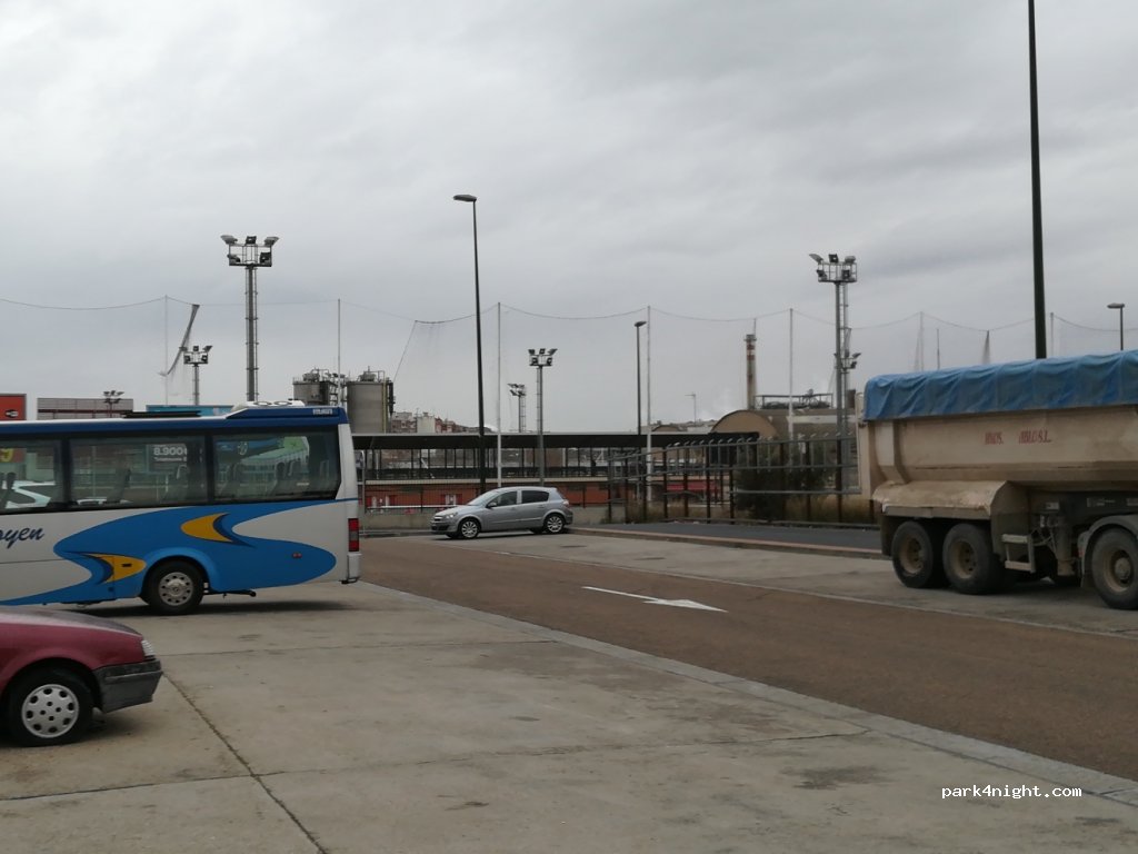 (50014) Zaragoza - 5 Calle del Marqués de la Cadena — foto 2