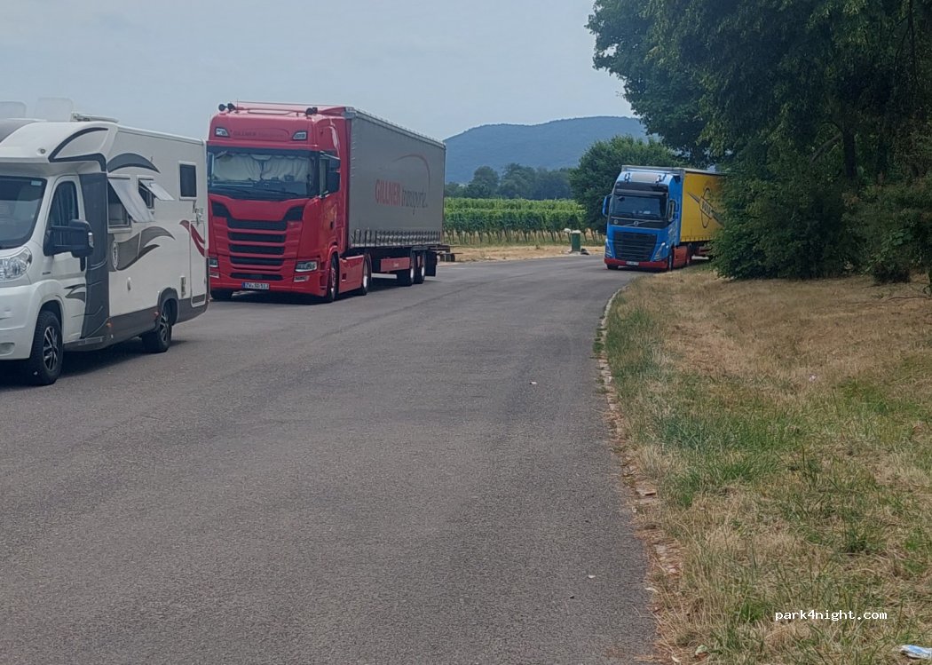 (76831) Ilbesheim bei Landau in der Pfalz - 47 Oberdorfstraße — foto