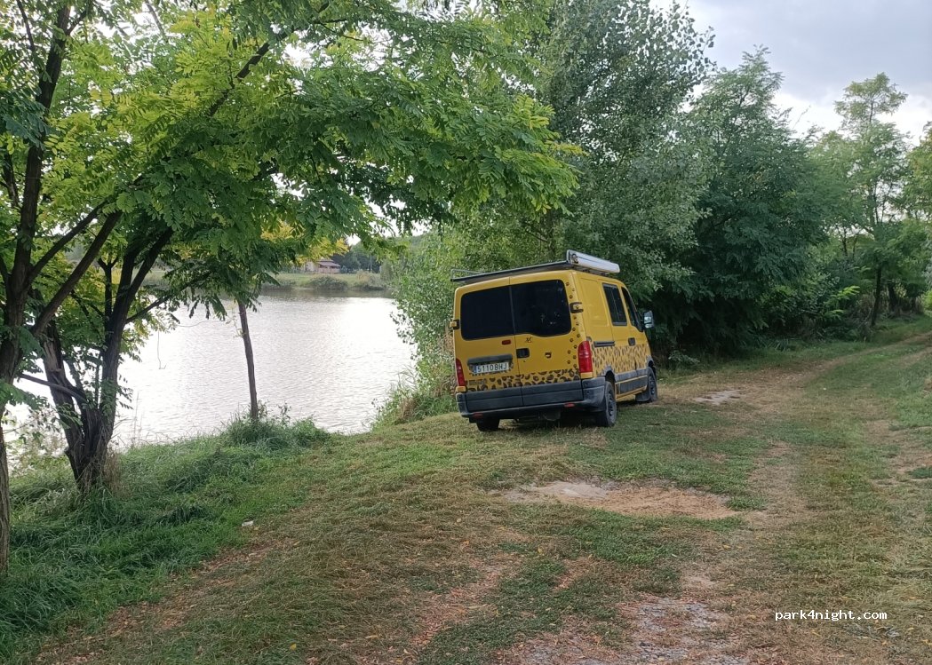 (3000) Hatvan - 1 Nyár utca — foto 3