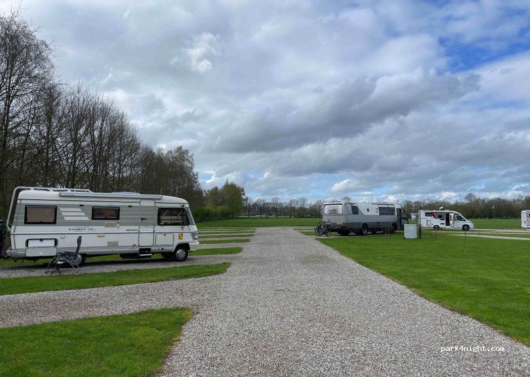Camperplaats De Ruitenborgh — foto 4