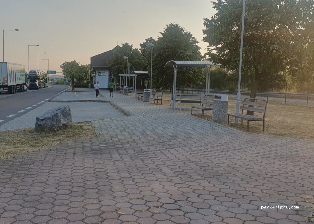 (018 41) Dubnica nad Váhom - E50 — foto 3