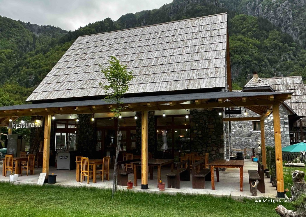 Shpella Camping Theth (Petriti Hotel) — foto 4