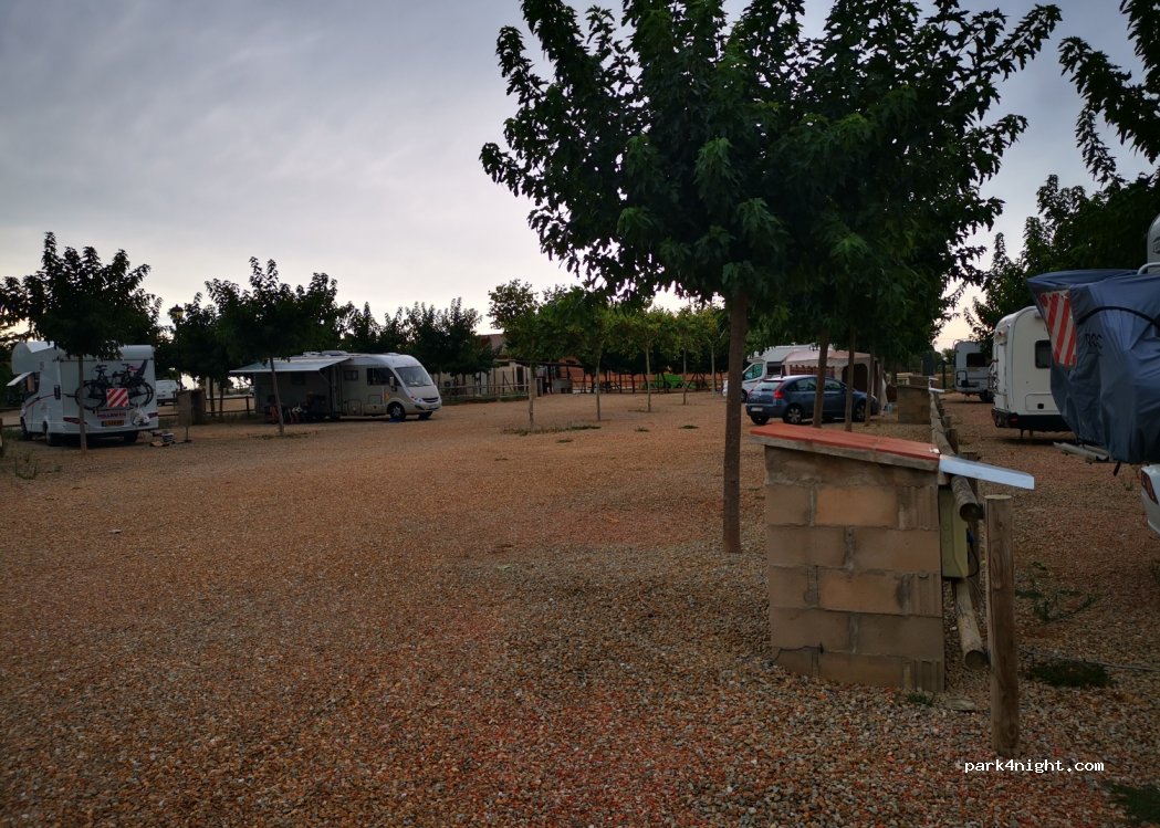 Àrea d'Autocaravanes de l'Agrobotiga Mas Bes — foto 2