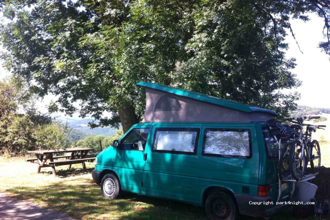 (03450) Chouvigny - Les Guillins — foto