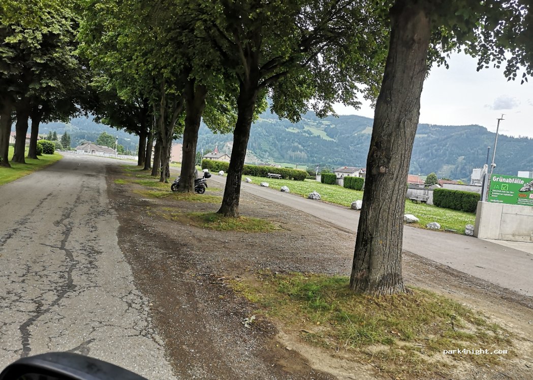 (8761) Pöls - 15-7 Spornweg — foto 2