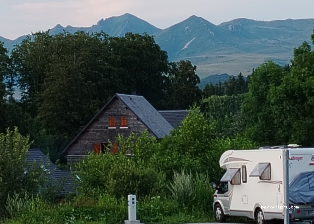 (63113) Picherande - 265 Chemin des Hauts de Picherande — foto 4