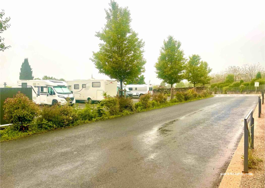 (12500) Saint-Côme-d'Olt - 5 Rue des Ginestes — foto 2