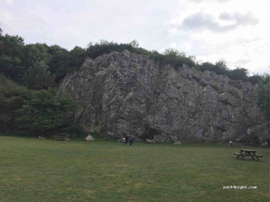 (53270) Thorigné-en-Charnie - La Roche Brault — foto 2