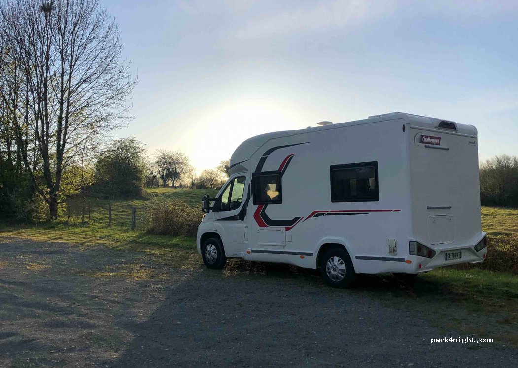 (79310) Soutiers - Le Bourg — foto 2